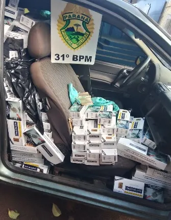 Carro conduzido por adolescente é apreendido com cigarros