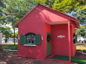Casinha do Papai Noel recebe visitas até 21 de dezembro em Marechal Cândido Rondon