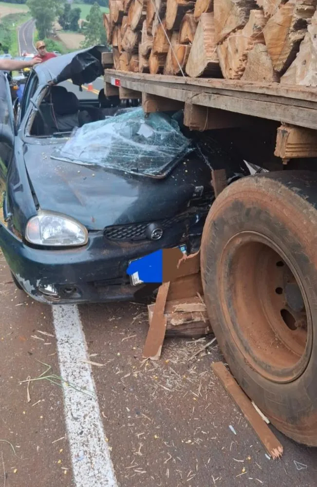 Capotamento HB20 / Colisão Traseira