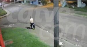 Câmeras flagram momento que homem é morto a pedradas em Cascavel