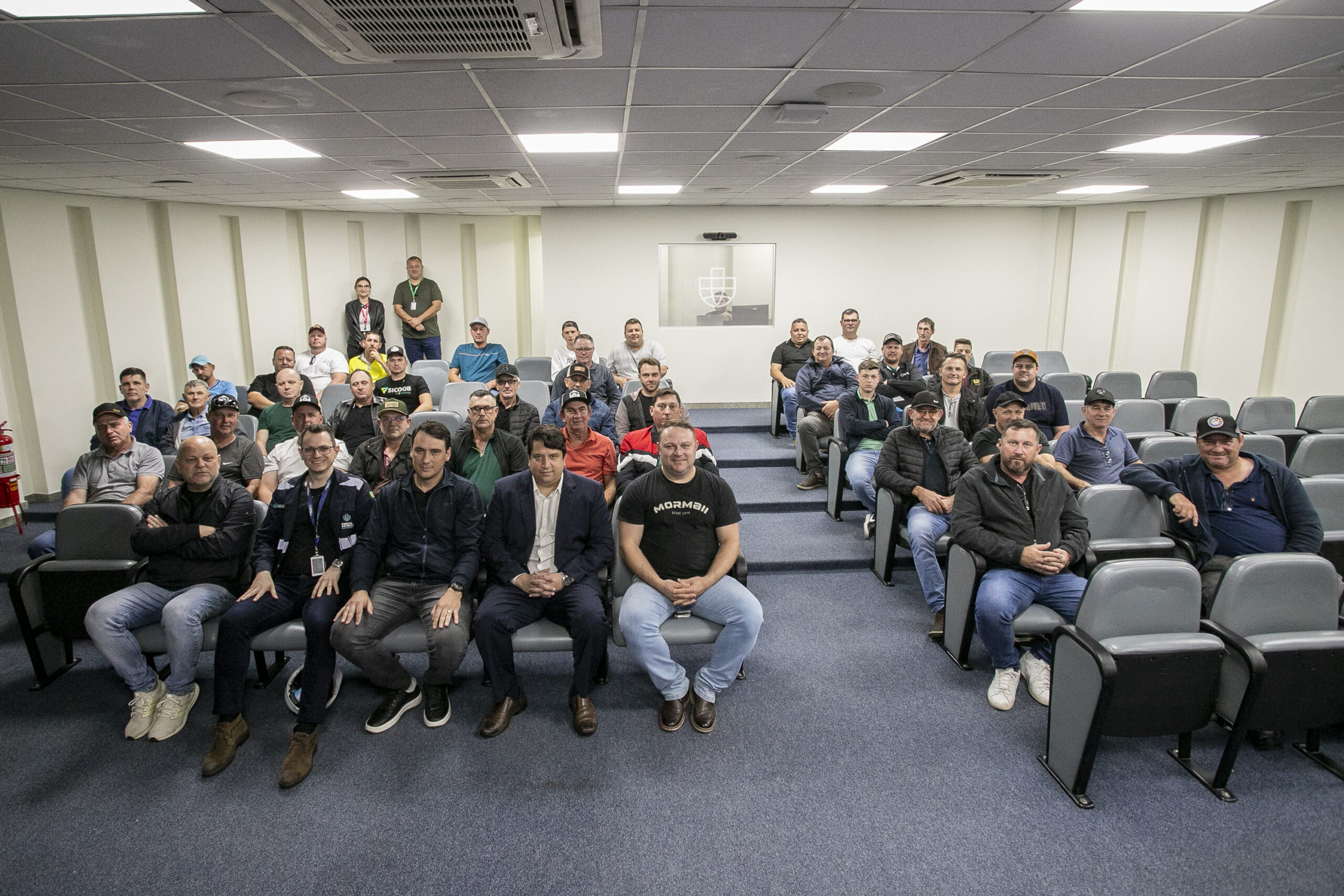 Grupo de 40 produtores e lideranças percorre mais de 700 km para conhecer a logística e os projetos de ampliação da infraestrutura portuária