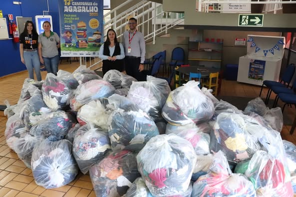 Itens arrecadados na Campanha do Agasalho são levados para o Centro de Distribuição