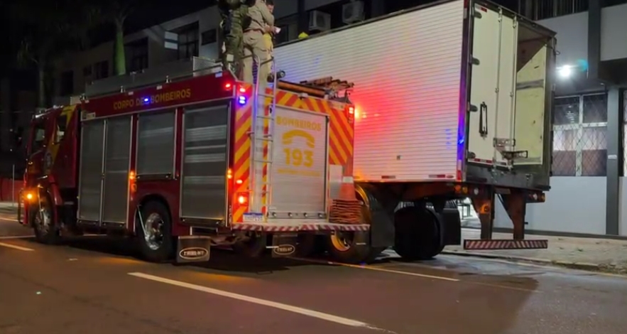 Polícia apreende caminhão com 2,5 toneladas de maconha em Toledo