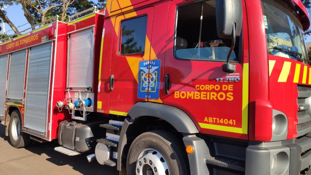 Corpo de Bombeiros de Palotina tenta encontrar trabalhador que caiu em silo