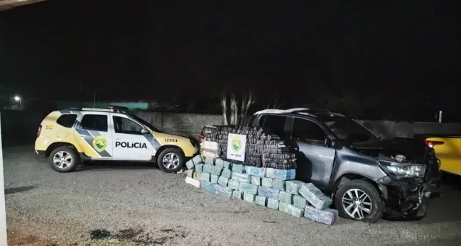 Camionete com mais de 700 quilos de maconha é apreendida pela Policia Militar em Mercedes