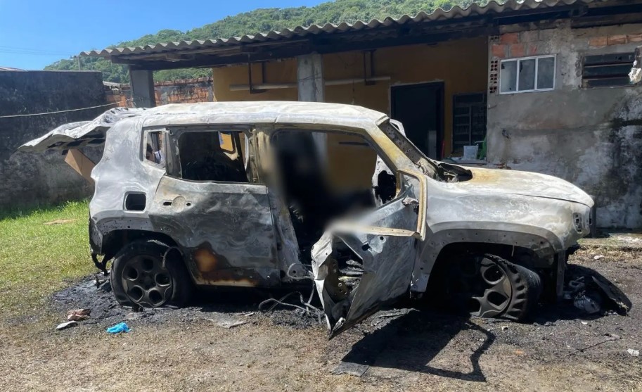 Cascavelense ateia fogo no próprio corpo e morre carbonizado dentro de carro em Matinhos