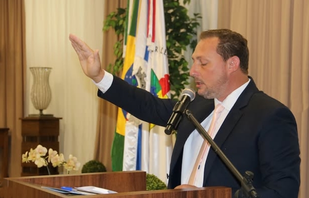 Prefeito Rodrigo Schanoski comemora posse para o segundo mandato em Maripá.