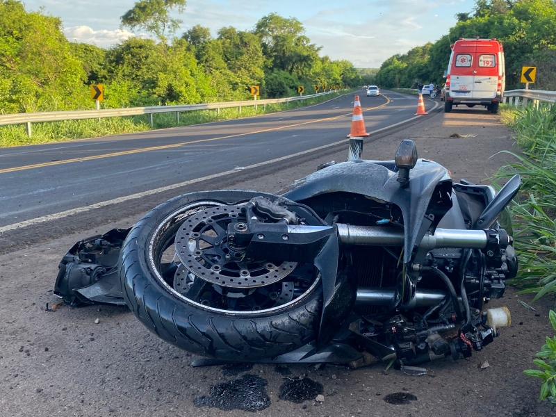 Acidente com moto provoca morte de homem próximo a “Serrinha” na Br-163 entre Mercedes e Guaíra