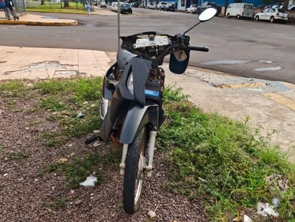 Colisão entre automove e moto faz vitima com ferimentos graves