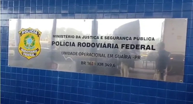 PRF  prende casal com mais de 25 kg de haxixe marroquino e crack
