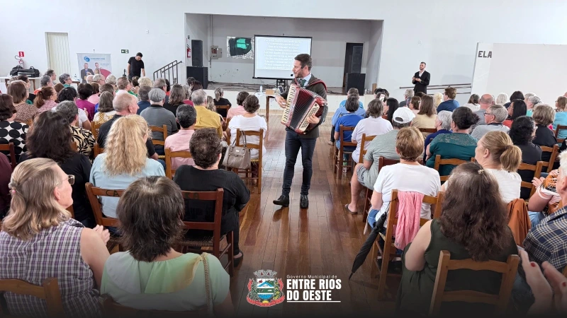 Evento em homenagem à pessoa idosa de Entre Rios do Oeste reúne mais de 180 participantes