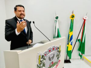 Policial Fabio assume como vereador e passa a presidir a Comissão de Educação e Saúde