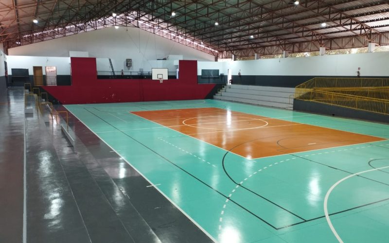Ginásios de Margarida e Iguiporã são liberados para uso da comunidade e das escolas após reformas