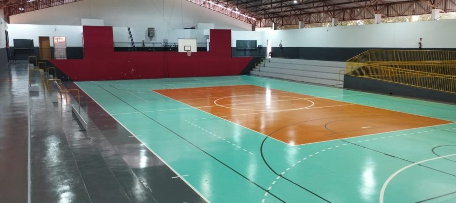 Ginásios de Margarida e Iguiporã são liberados para uso da comunidade e das escolas após reformas