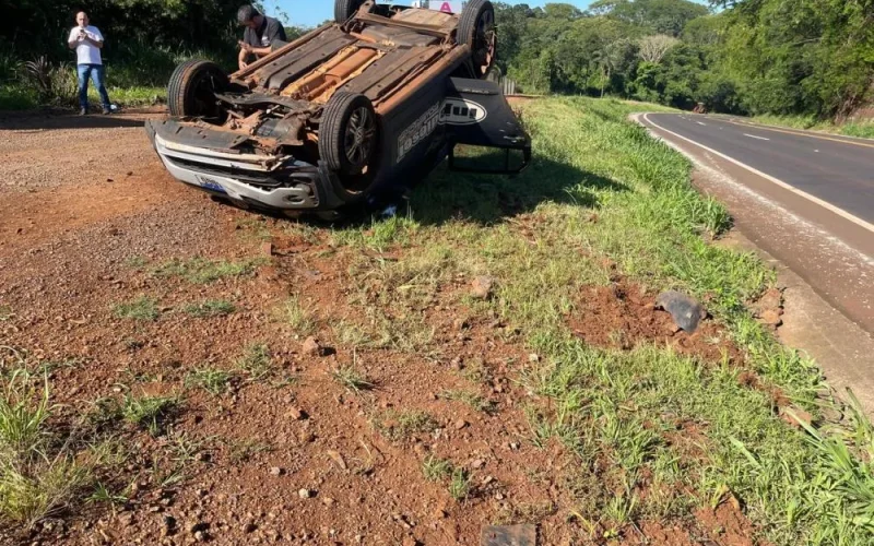 Novo capotamento na “Curva da Coresul”