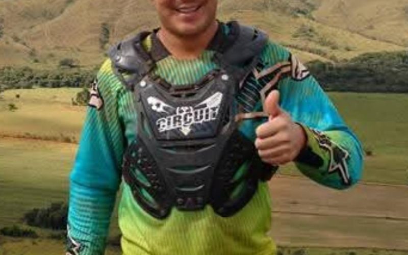 Dono de chapeacao é executado a tiros em Pato Bragado