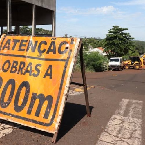 Iniciadas as obras para asfaltamento no bairro Botafogo