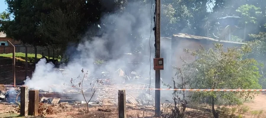 Tentativa de homicídio e incêndio destroem residência durante a madrugada em Francisco Alves