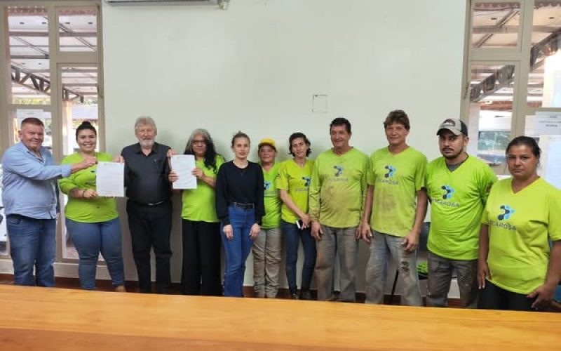 Prefeitura firma novo contrato com a Ascarosa para gestão de resíduos recicláveis