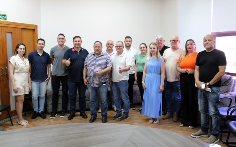 Recursos articulados por Hussein Bakri e Sandro Alex avançam em Mercedes