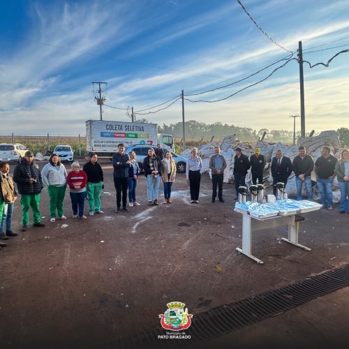 Doação de bens inservíveis à Associação Bragadense de Catadores é oficializada em Pato Bragado