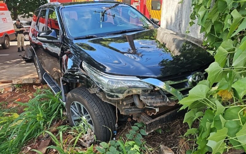 Mulher morre após sofrer mal súbito enquanto dirigia em Toledo
