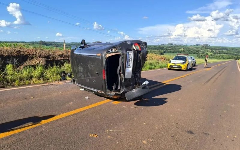 Capotamento de veiculo deixa 02 feridos graves entre Marechal Rondon e Nova Santa Rosa