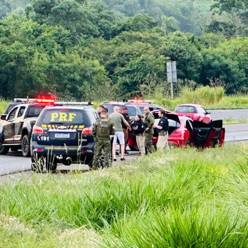 Polícia troca tiro com criminoso próximo a Quatro Pontes: um baleado