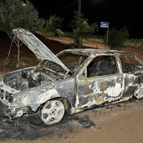 Gol abandonado destruído pelo fogo em Nova Santa Rosa foi furtado em Marechal Rondon