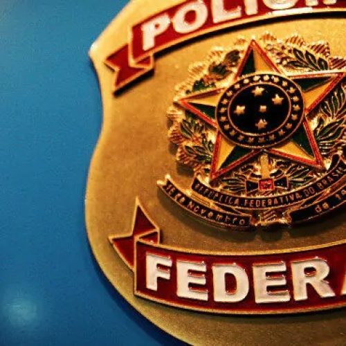 PF desarticula grupo criminoso que usa indevidamente símbolos de órgãos da Administração Pública